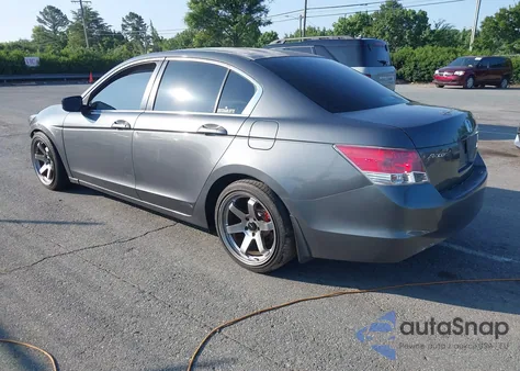 2010 Honda Accord 2.4 Lx z USA, uszkodzony, nr VIN 1HGCP2E38AA053095